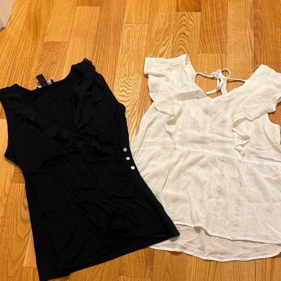 SALE Bundle 2 Ruffle Tops Small - Picture 2 of 6